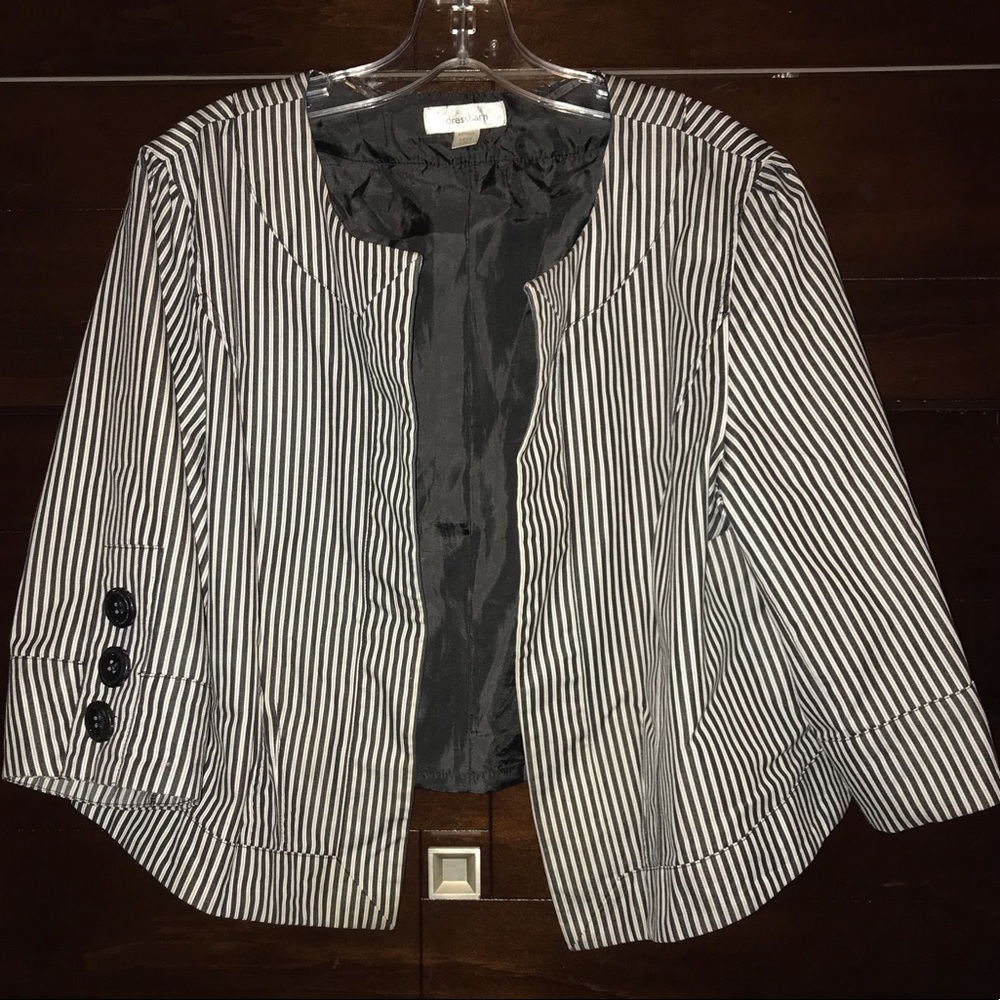 DRESSBARN crop dress blazer